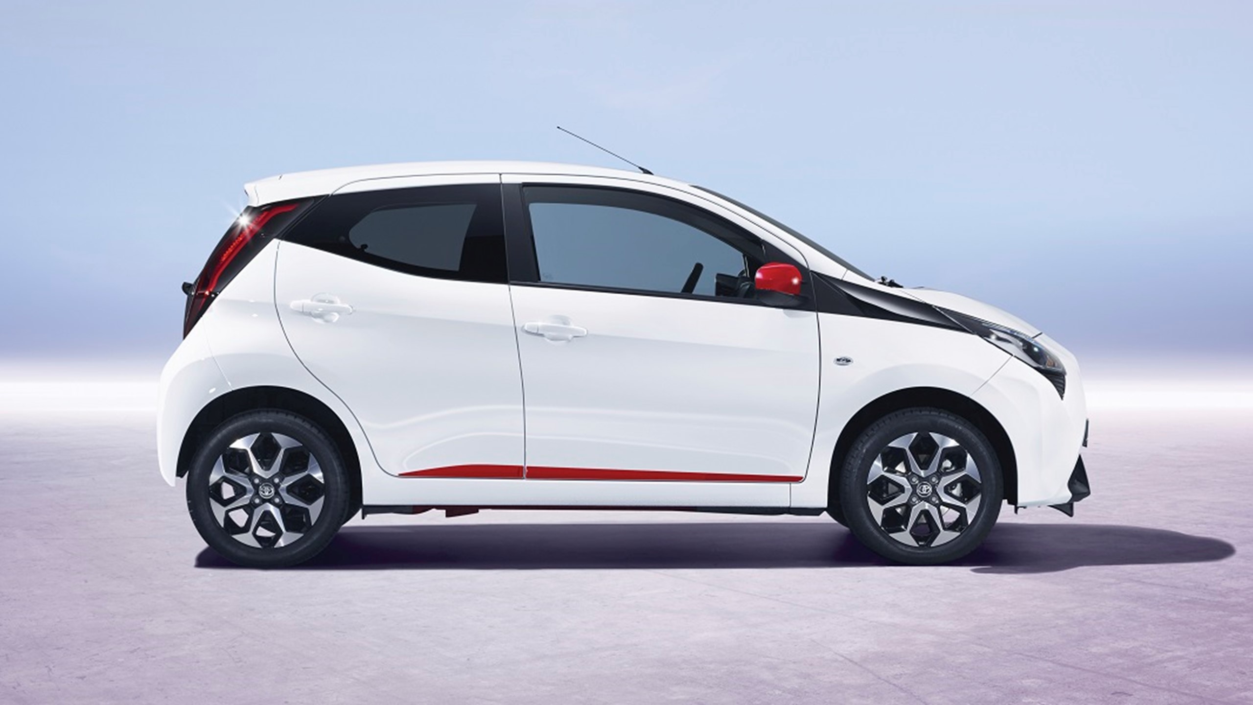 2018 Toyota Aygo 14 1140X600