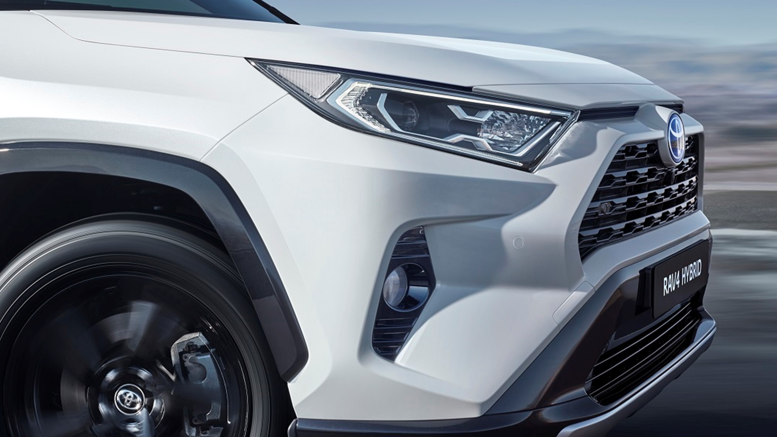 2019 Rav4 Hybrid 07 1140X600