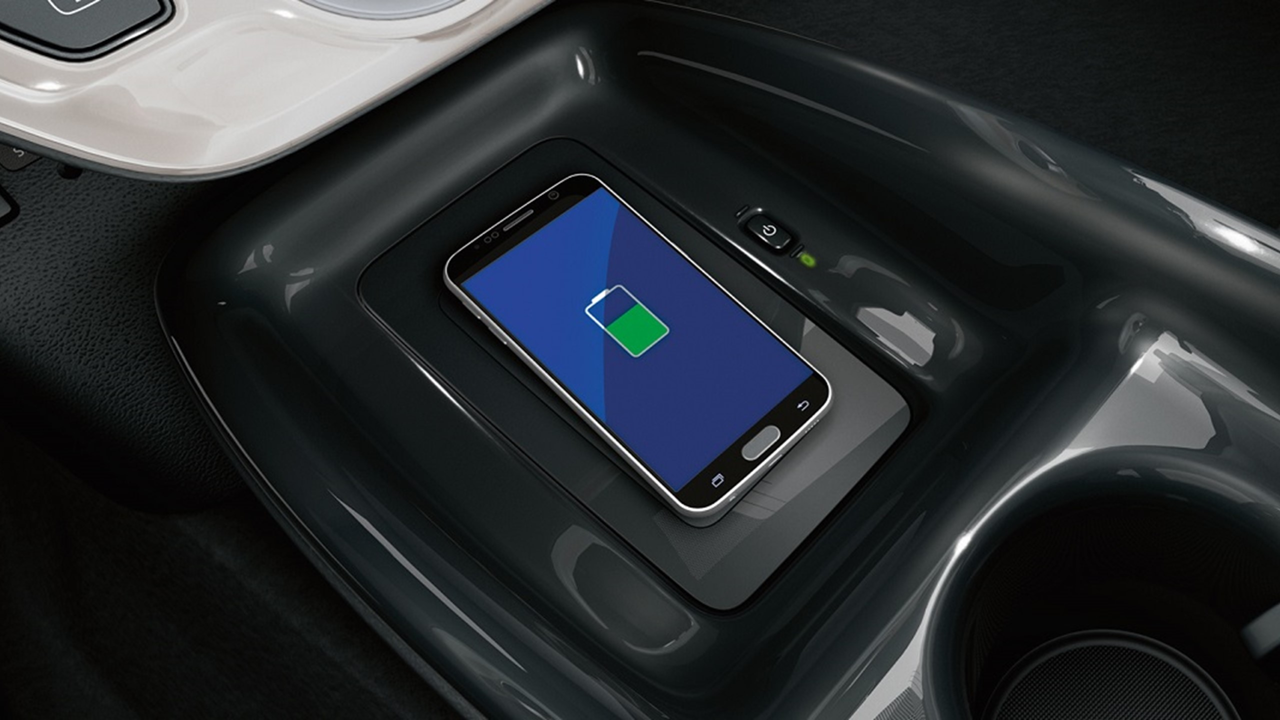 Toyota Prius Plug In 2016 Interior Tme 022 A Full Tcm 11 850749 1140X600