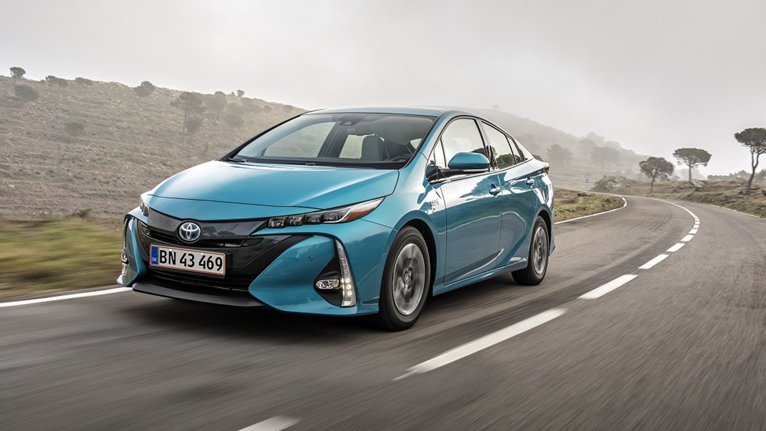 Toyotapriusplugin1 1140X600