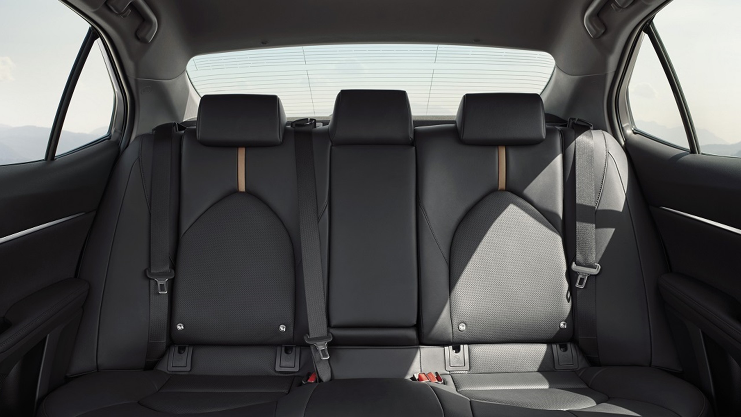 Toyotacamry 06 1140X600