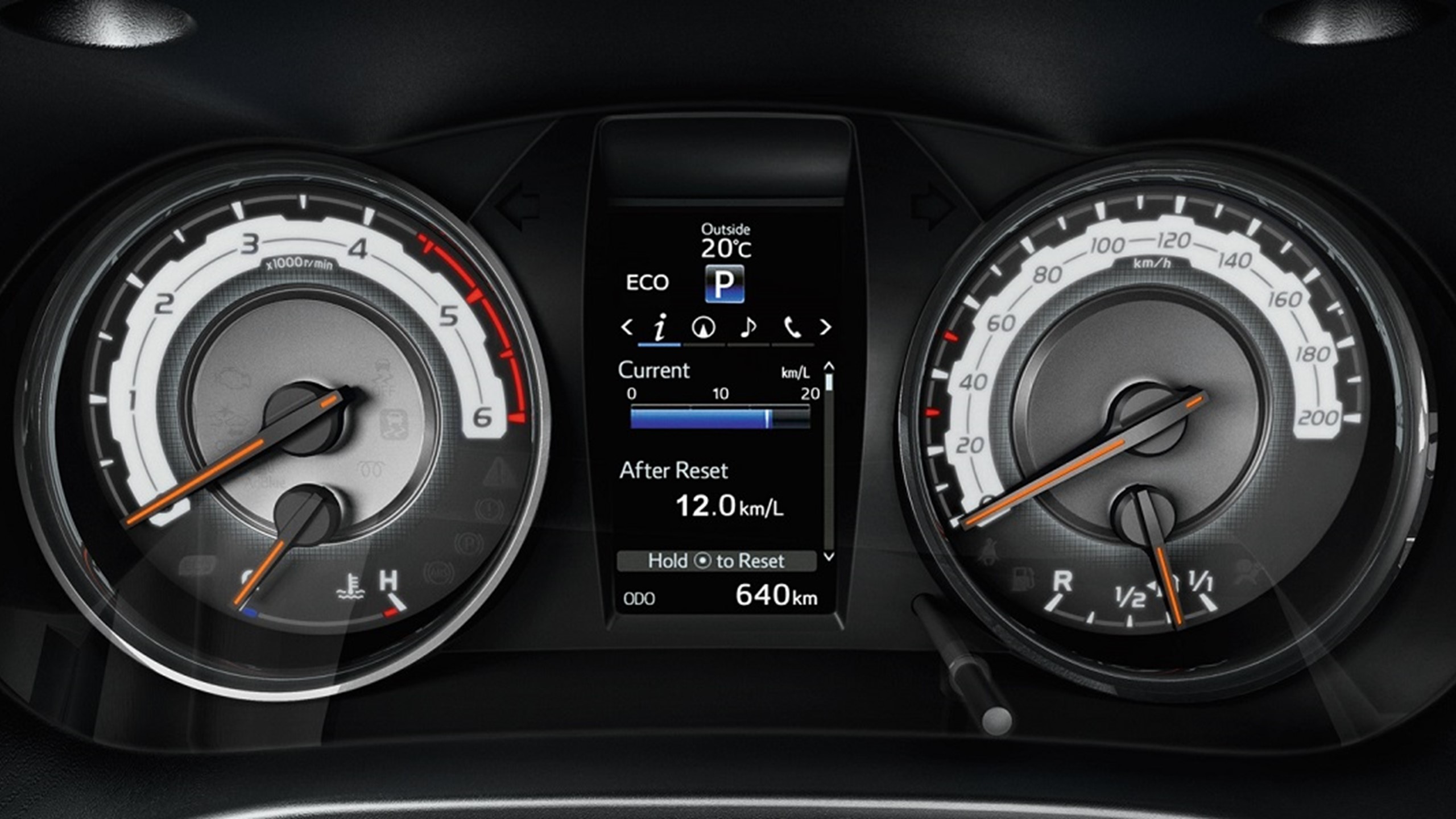 Toyota Hilux 2018 Interior Tme 030 A Full Tcm 11 1394552 1140X600