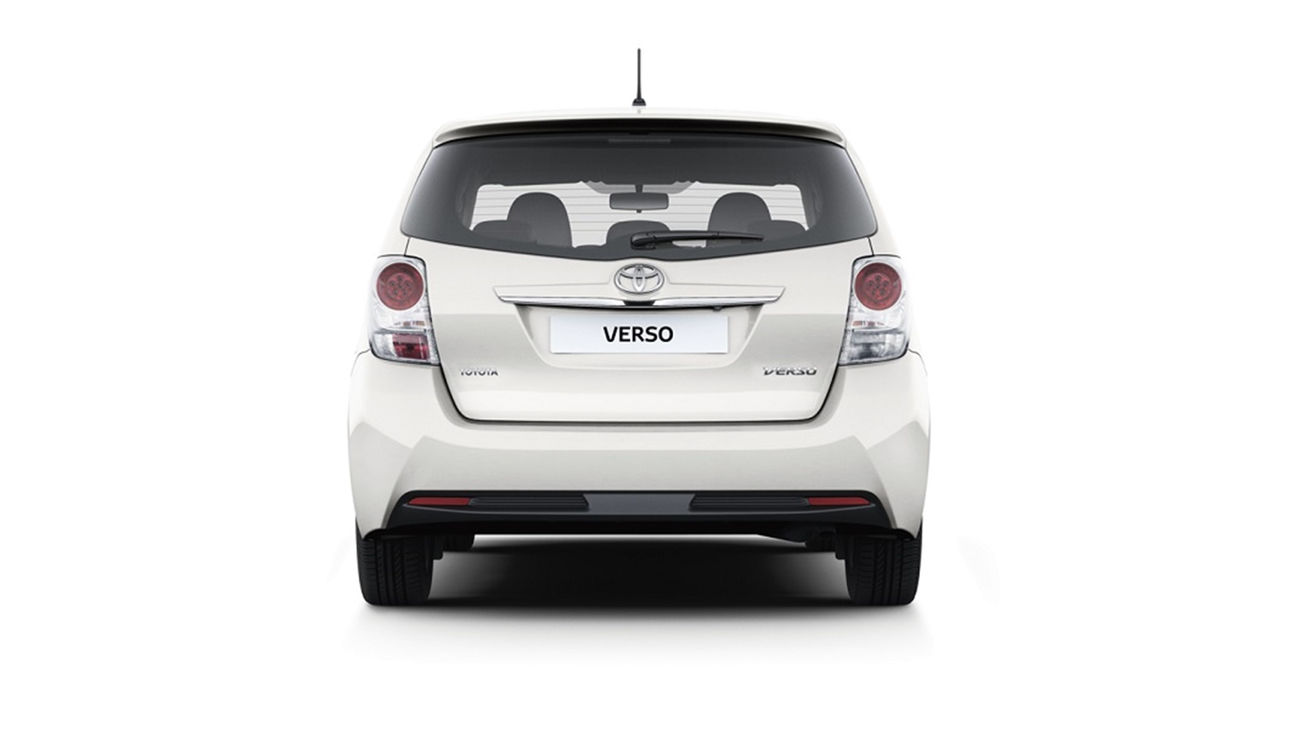 Toyota Verso 2016 Bag Hvid 1140X600