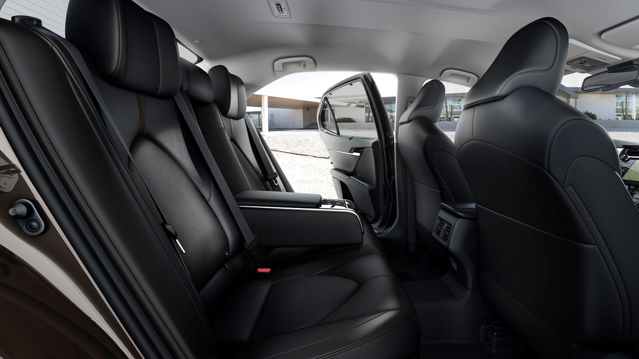 Toyota Camry 1600X832