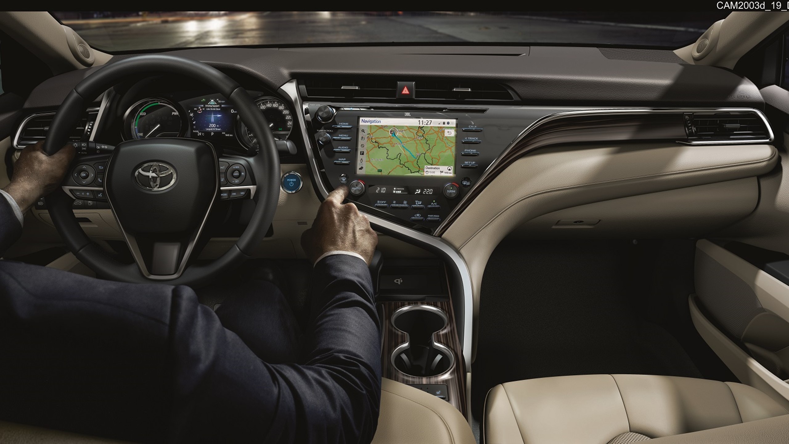 Toyota Camry 1600X859