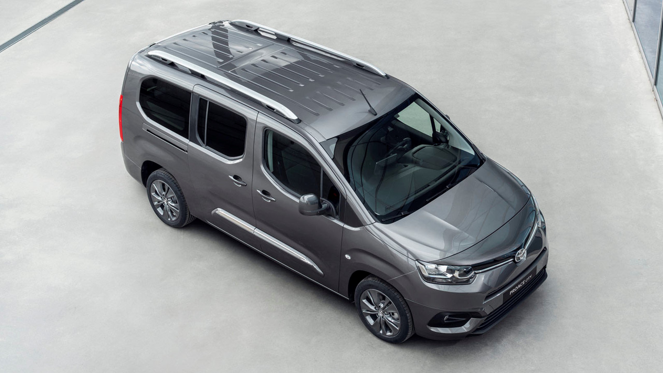 Toyota Proace City Verso Oppe 1600X900