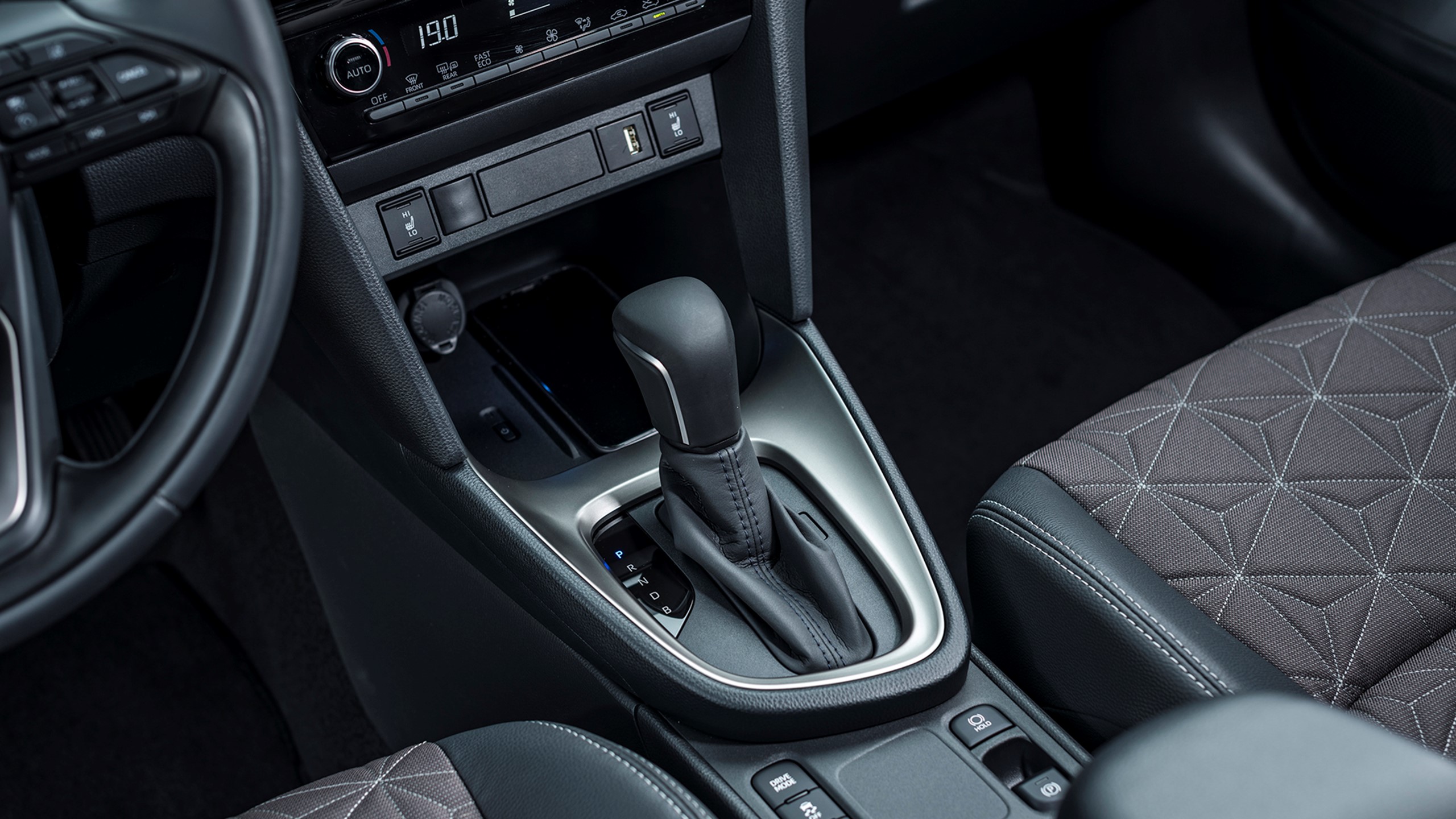 Yaris Cross Elegant Dpl 2021 Detail 006 2