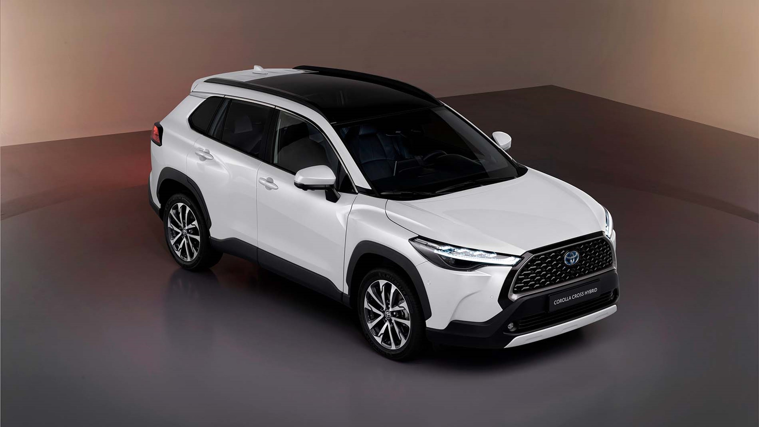 Toyota Corolla Cross Galleri 1900X1069 3 Jp